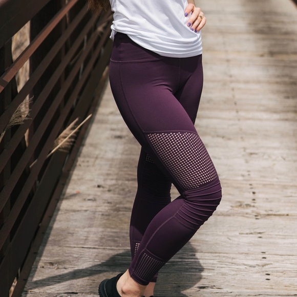 ZYIA Pants - 🖤Zyia Blackberry Moto High Rise Leggings🖤